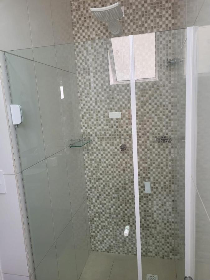 Apartamento Na Praia Do Morro- Guarapari, De Frente, Varanda Ampla, Duas Quadras Da Orla Da Praia Ngoại thất bức ảnh